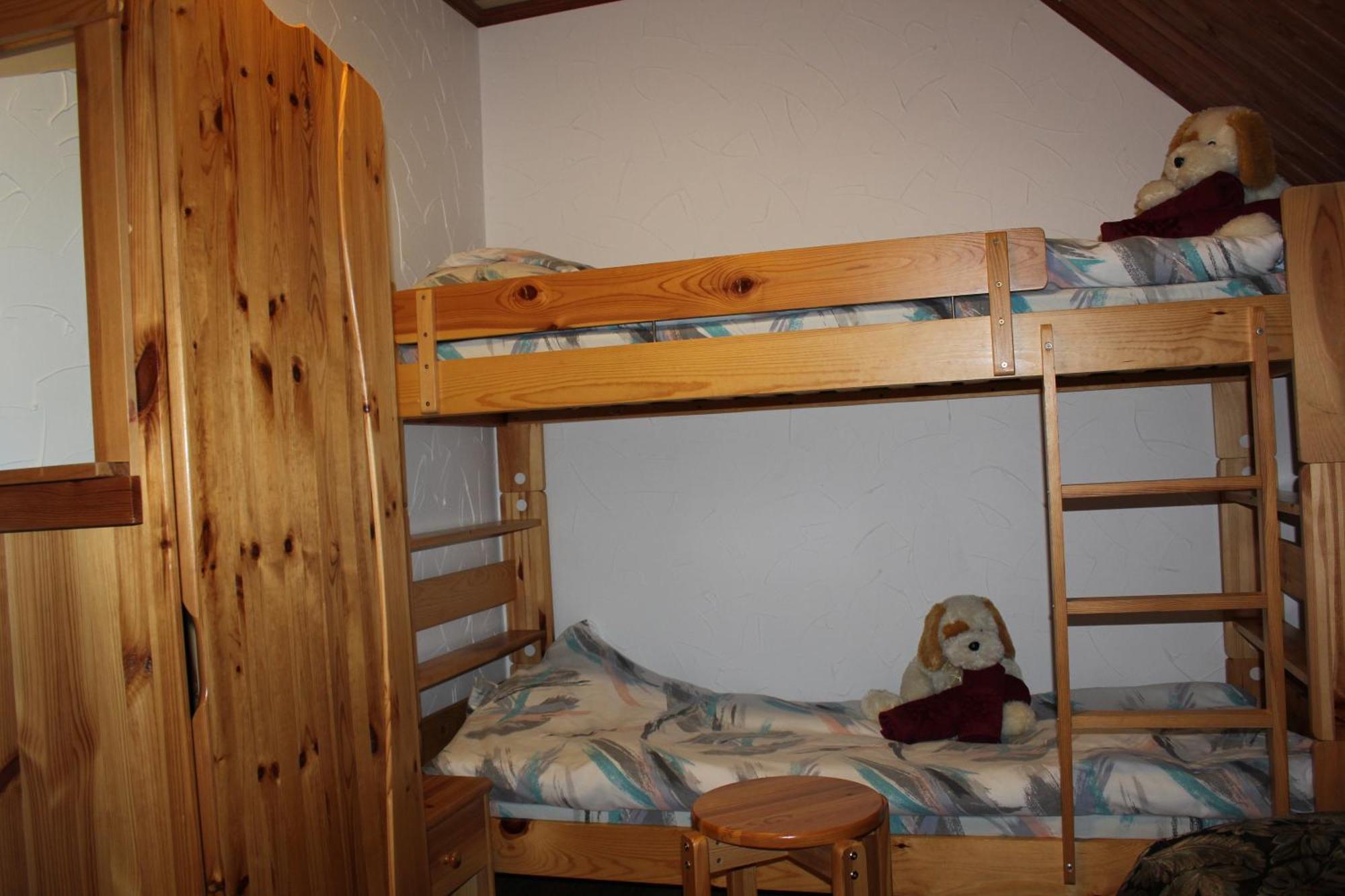 Krapi Guesthouse Treimani Pokoj fotografie