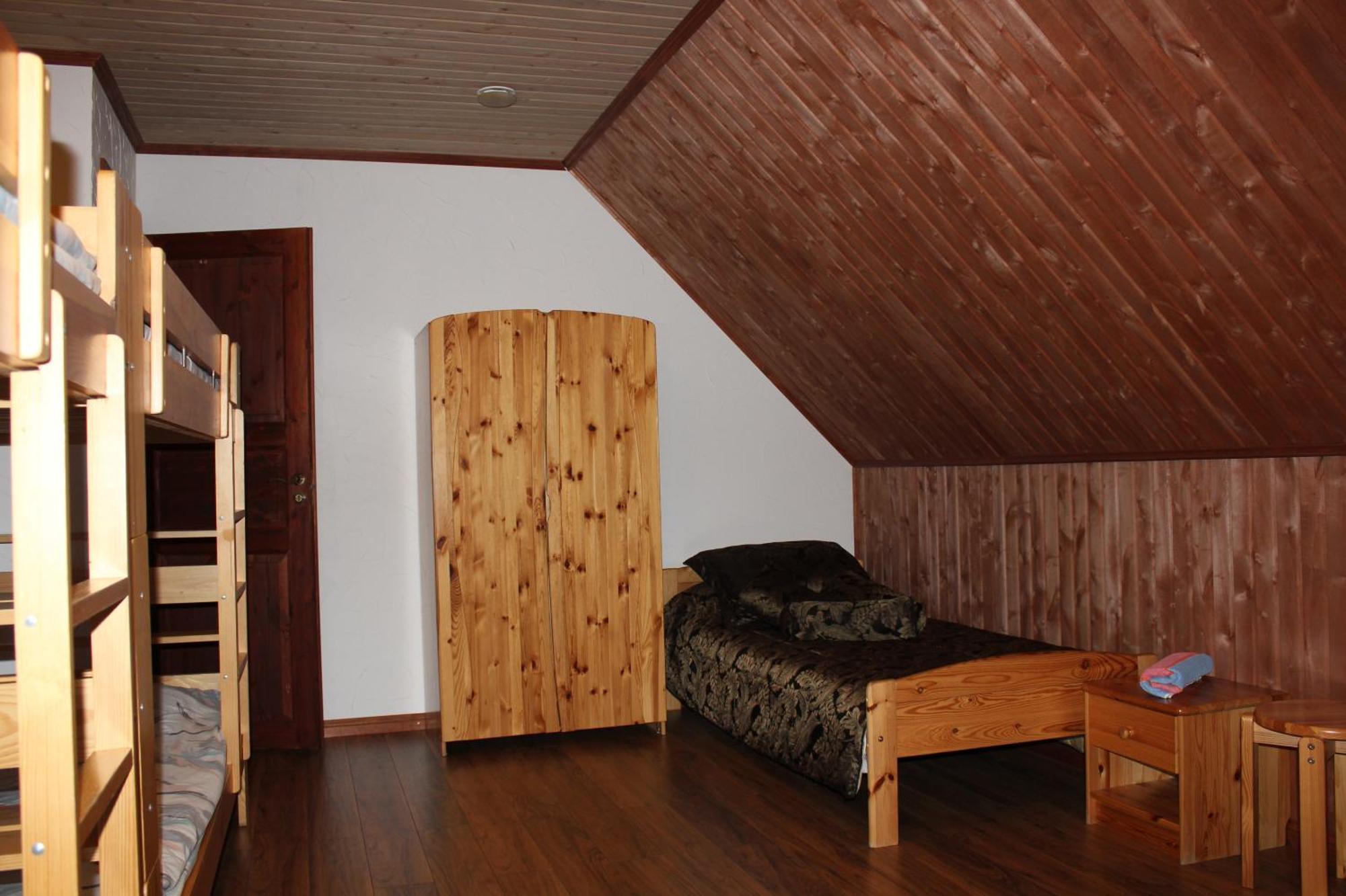 Krapi Guesthouse Treimani Pokoj fotografie