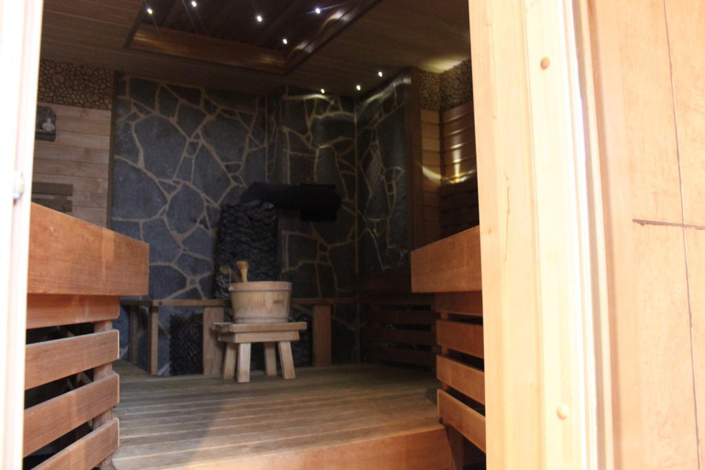 Krapi Guesthouse Treimani Pokoj fotografie