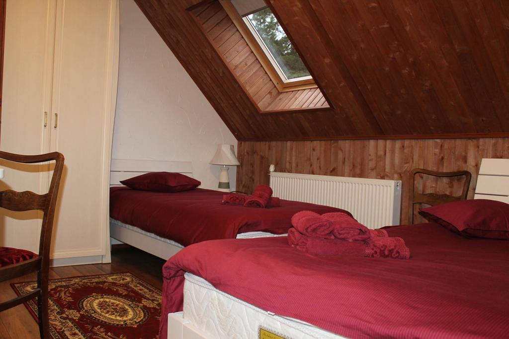 Krapi Guesthouse Treimani Exteriér fotografie