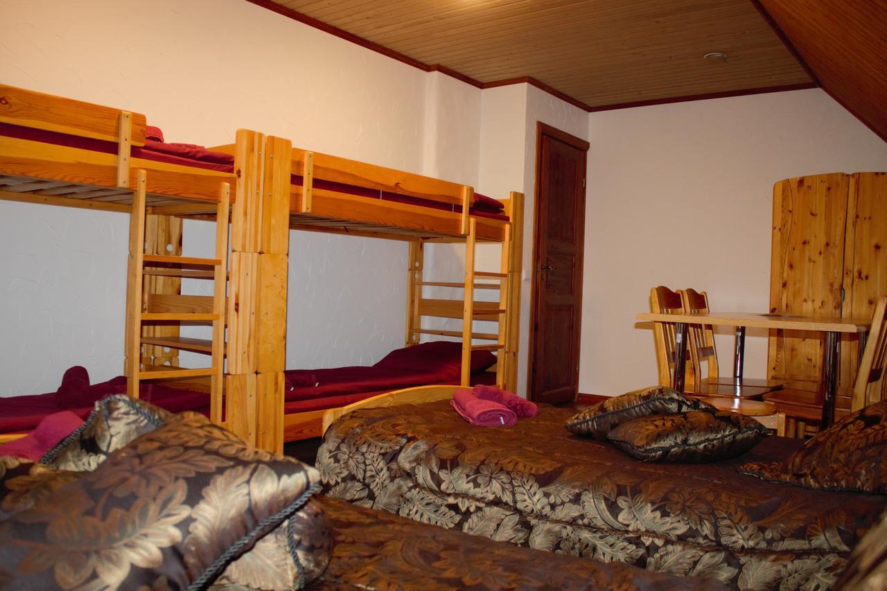 Krapi Guesthouse Treimani Exteriér fotografie